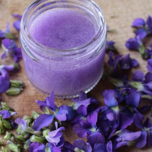 violet infused aloe soothing gel