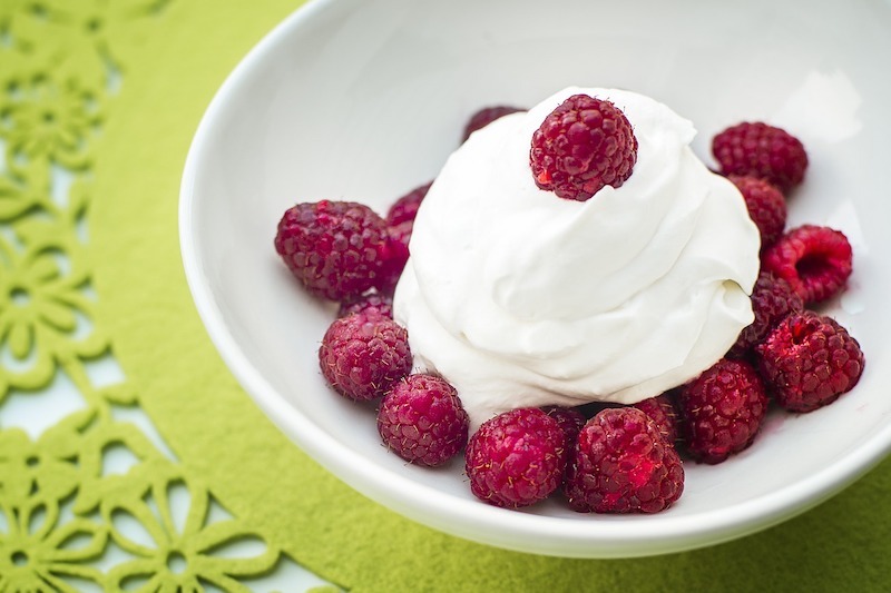 Maple whipped cream with raspberries
